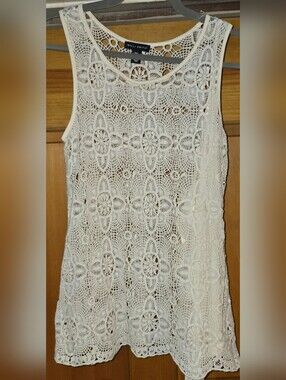 Willi Smith White Crochet Lace Sleeveless Tank